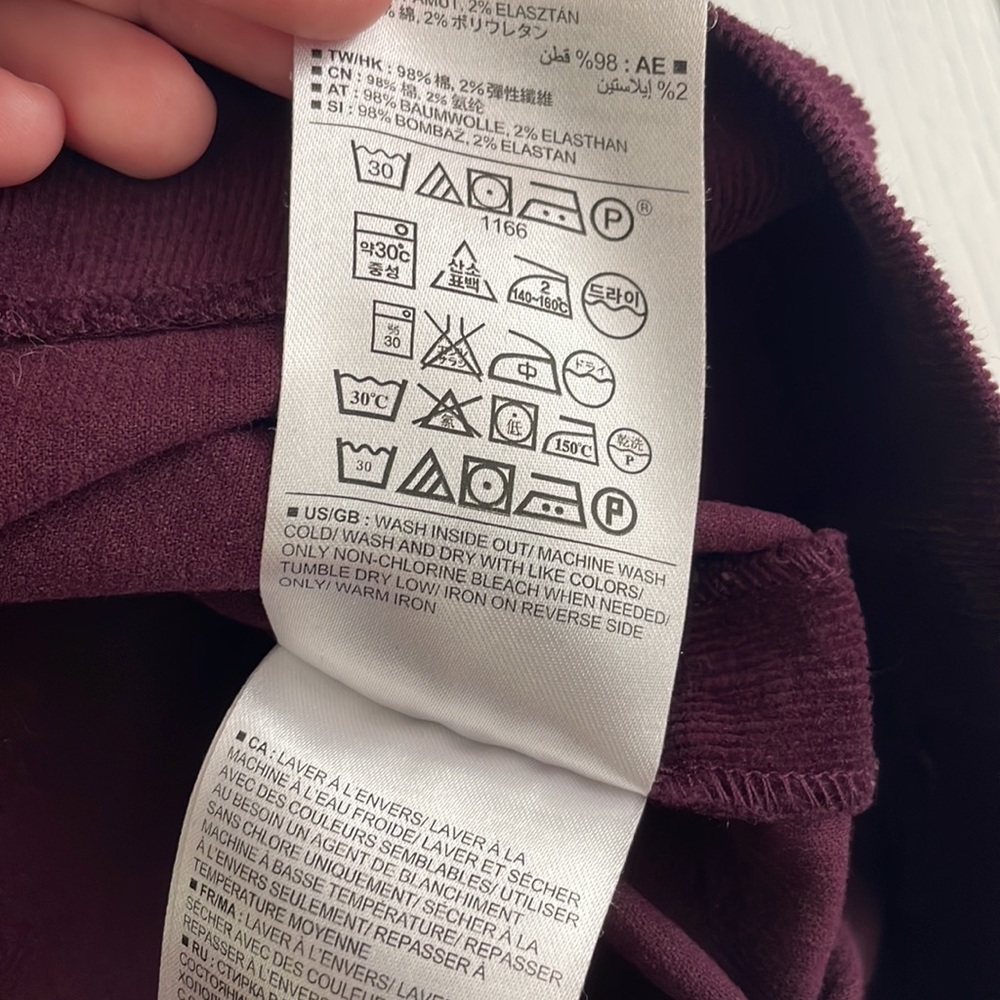 Banana Republic corduroy skirt - Picture 4 of 9